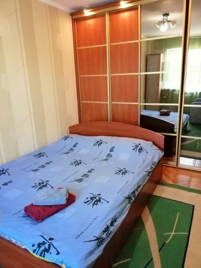 Apartments On Dontsya, 12 基輔 外观 照片